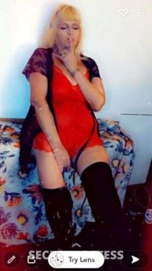61 year old Escort in Wichita KS Hot Blondes with Benefits Sweetie and Her Sassy Friend