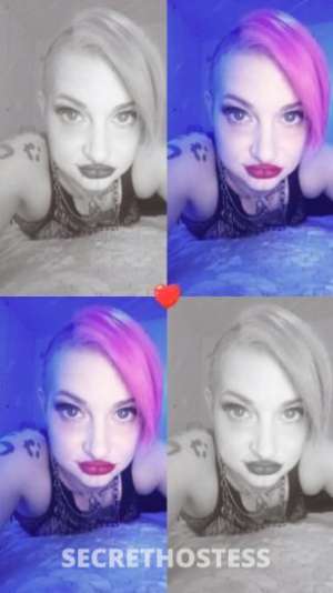 30 year old Escort in Hamilton The Ultimate Reign PipSupertramp Unleashes Her Unparalleled 