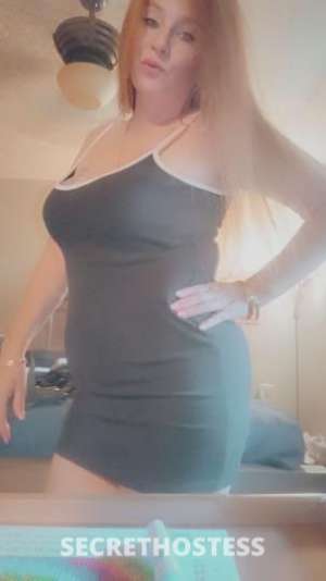 29 year old Escort in Lawton OK Smoking Hot Redhead for Your Pleasure, Top-Tier Beauty