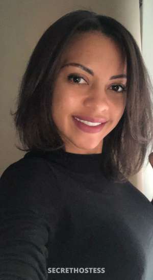24 year old Escort in Houston TX Ultimate Relaxation Massage by Layla