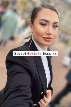 25 year old Ukrainian Escort in London Osya