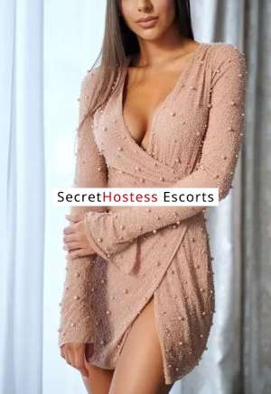26 year old Escort in London w to London and Ready to Seize Opportunities