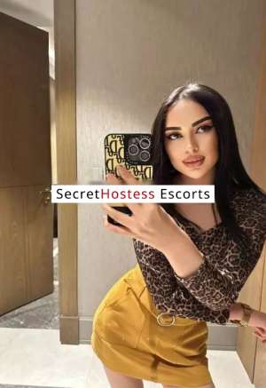18 year old Escort in Istanbul Looking for Adventure? I'm Irina and I'm Ready to 