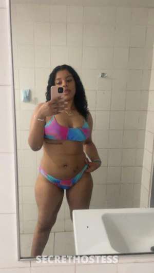 22 Year Old Hispanic Escort Charlotte NC Black Hair - Image 3