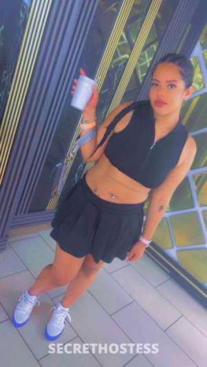 22 Year Old Hispanic Escort Charlotte NC Black Hair - Image 4