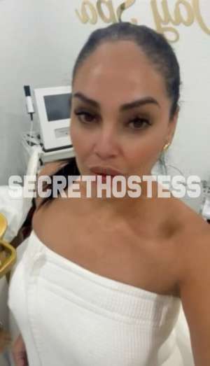 25 year old Hispanic Escort in Los Angeles CA Pandora