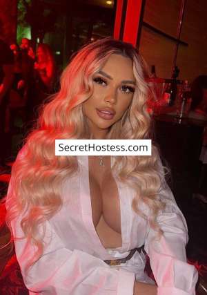 24 year old Caucasian Escort in Dubai Amalia Sexy Blonde Bombshell for Worldwide Travel & 
