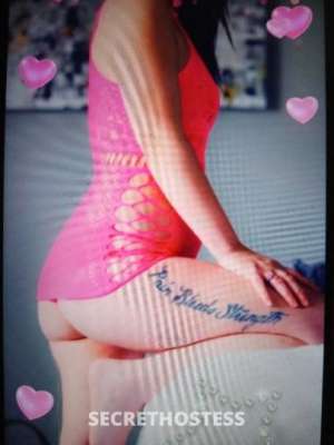 35 year old Escort in Lansing MI Sensual Escape with an Enchanting Muse