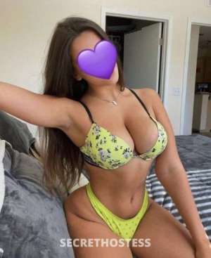 26 year old Latino Escort in Houston TX I'm a hot, sexy girl with a tight pussy for 