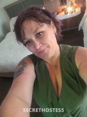 39 year old Escort in Fresno CA Unleash Your Wildest Dreams with the Head Queen