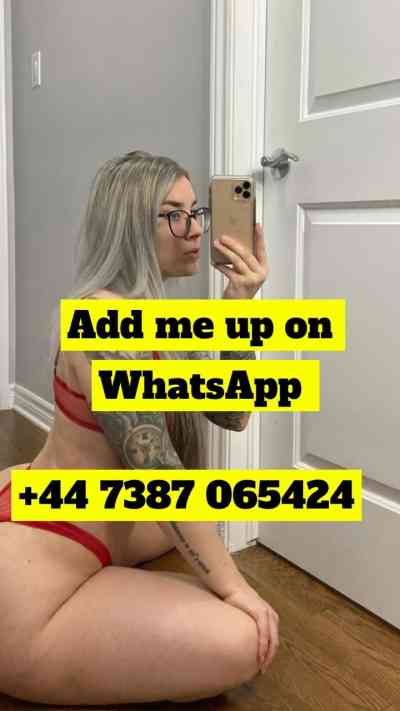 23 year old Escort in Grimsby Horny Escort Kamangela03 waiting to take you on a wild 