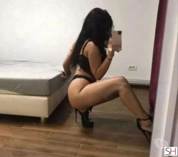 19Yrs Old Escort East Riding of Yorkshire Image - 1