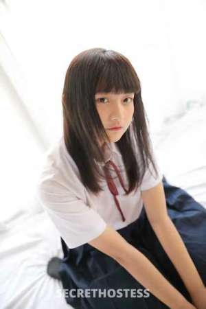 26 year old Thai Escort in Manhattan NY t included