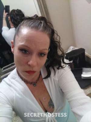 Looking for a Fun and Flirty Girl? Meet Kandi in Carbondale IL