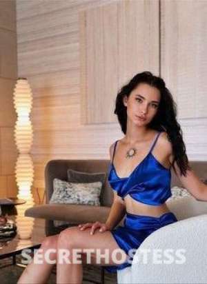 25 year old Ukrainian Escort in Lyon with an astonishing 34DD chest I'm a fascinating and 