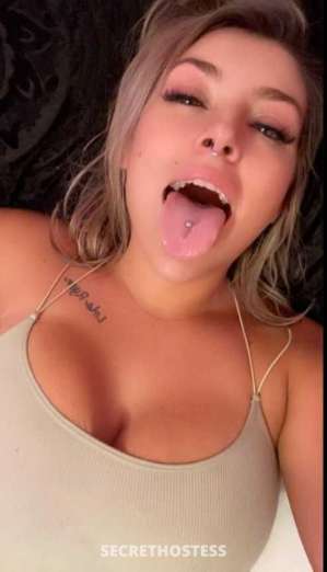 26 year old Escort in Chicago IL Special rate for $150 on rainy days - Let's enjoy the 