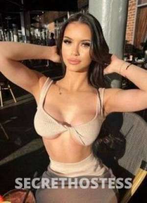 23 year old South African Escort in Lyon Luna – Armenian escort in Lyon