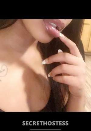 I'm sexyLIPS, a delightful playmate ready to provide the  in Kansas City MO