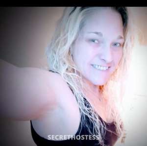 40 year old Caucasian Escort in Cincinnati OH Blonde Blue Babe Your Key to Heavenly Pleasure