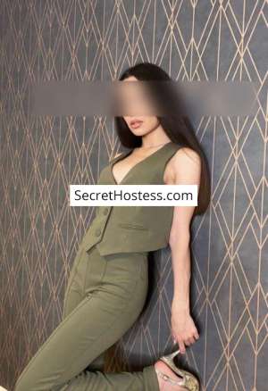 Enchanting Lianne An Exclusive Invitation to a Charismatic  in Bucharest