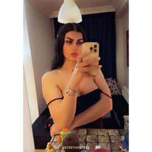 19 Year Old Egyptian Escort Cairo Black Hair - Image 1