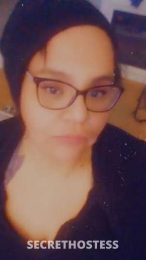 32 year old Escort in Winnipeg w Beginnings Incall and Car Dates Available Now