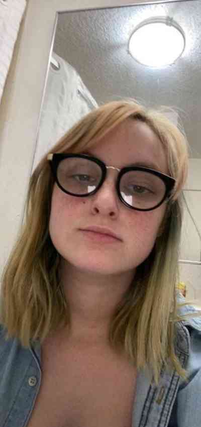 30 year old Escort in Auburn ME I am down for hookup