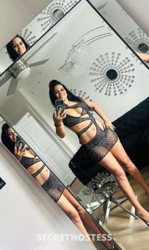 24 year old Hispanic Escort in Keys FL ghty Latina Companion