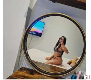 23 year old Escort in Brighton East Sussex lia Your Hedonistic Heaven on Earth
