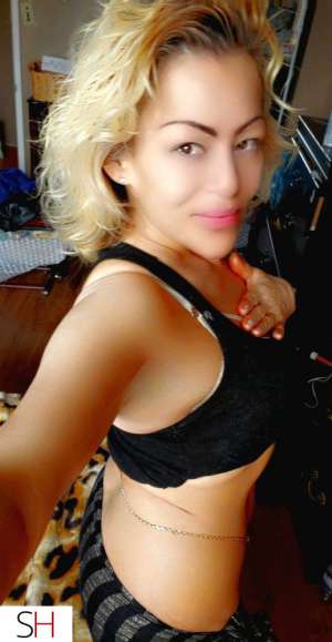 51 year old Escort in Winnipeg Let's Ride. NK COMPLIMENTARY MASSAGE WITH EVERY 