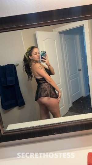 27 year old Escort in El Paso TX Summer started out with a Bang with Pornstar Brooke Lynn 