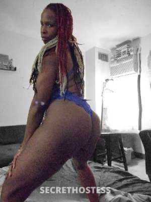 28 year old Escort in Cleveland OH Queen of the 216 Flirty Fun and Real Romance for Generous 