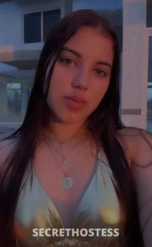 23 year old Australian Escort in Lawton OK Playful Aussie Babe