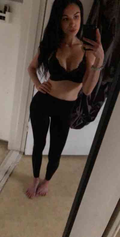 26Yrs Old Escort 30KG Naklua Image - 3