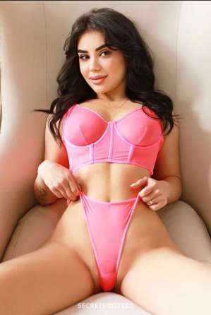 22 year old Escort in Jeddah Reihana, escort