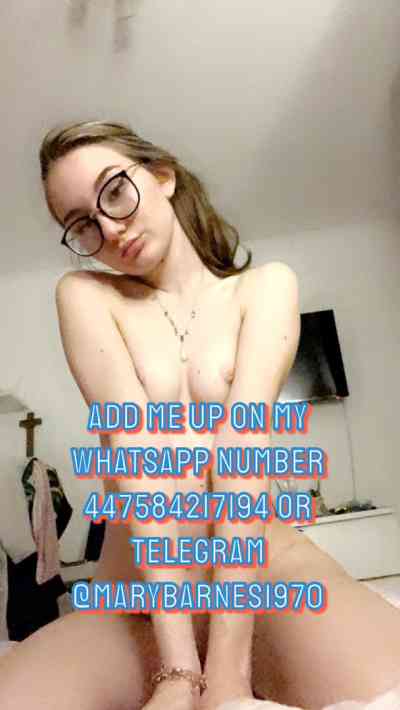 26 year old Escort in Dundee Am available for hookup and sexual service