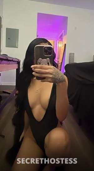 19 year old Escort in Tacoma WA Petite Sweet Treat with Youthful Energy and Experience A 