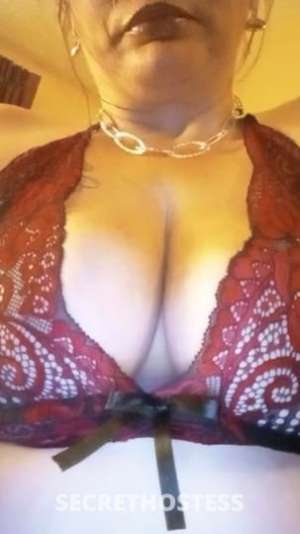 New Here! 40 DD Tits, Tight Ass, Wet Pussy, Ready for Action in Hickory NC