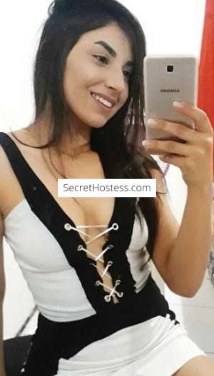 Indian girl arrives in Australia for massage services in Brisbane