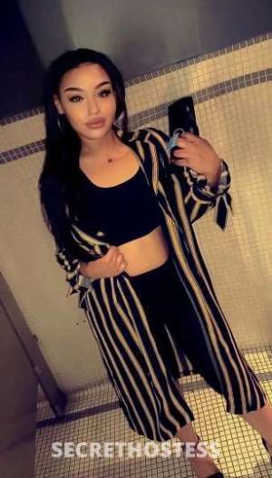 24 year old Filipino Escort in Chicago IL Meet Kay, Your Dream Filipina Playmate Based in Oakbrook
