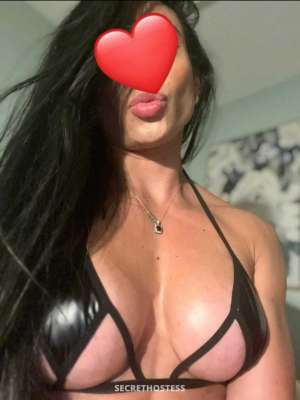 25 year old Escort in Long Island NY Unleash Your Desires with a Erotic Threesome Blonde or 