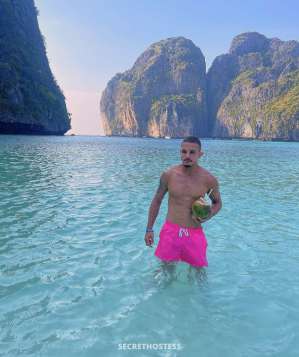 27 year old Latino Escort in Bangkok Zeus Only Top, Male escort