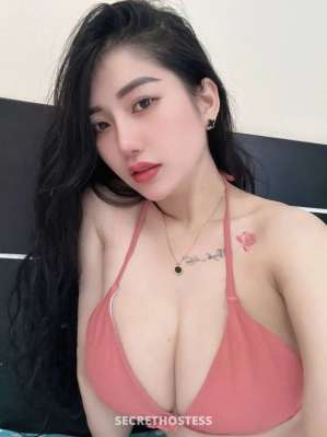 23 year old Asian Escort in Reno NV Experience Sensual Bliss with an Asian DreamFulfill Your 