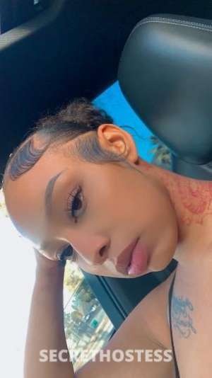 23 year old Escort in Visalia CA Contact Aria - Your Sweet and Seductive Playmate