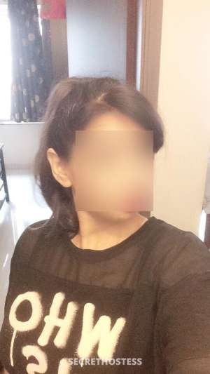 Kashmira Saigal, escort in Mumbai