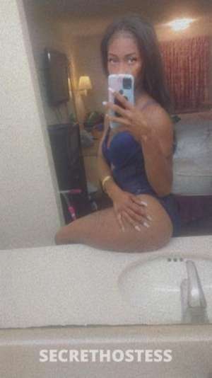25 year old Escort in Jacksonville FL Experience Pure Satisfaction with a Voluptuous Goddess