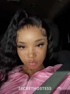 21 year old Escort in Dallas TX Red Freckle Face Thick Ting One Woman Party Specializing in 