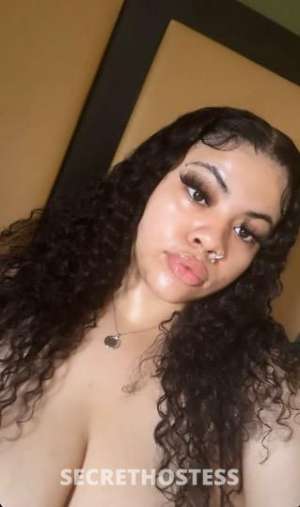 22 year old Dominican Escort in Jackson MS Experience the Pleasure of a Sexy and Curvy Dominican from 