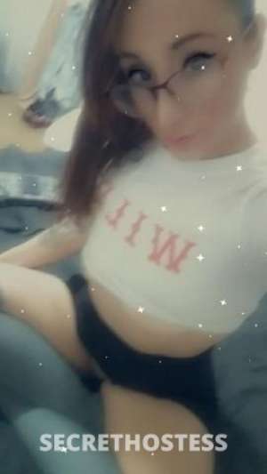 35 year old Escort in Albany NY Hourly Specials You Set the Price, I Set the Mood