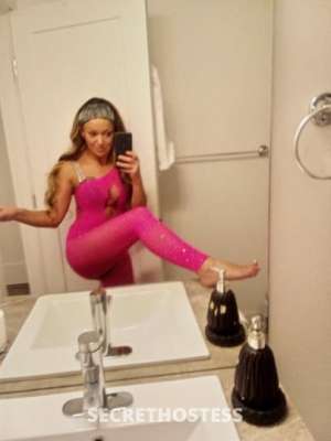 27 year old Escort in Winnipeg Sensual Babe with Tantalizing Curves Ultimate Indulgence and
